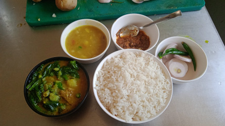 Tridhara Special Pork With Lai Saag Thali