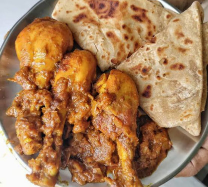 Roti [4Pieces] Choice Of Chicken Or Paneer