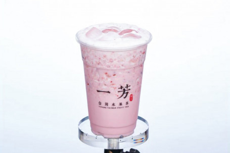 Fresh Strawberry Latte