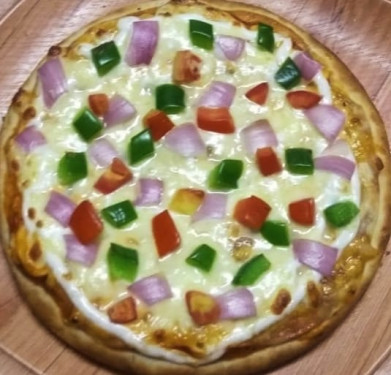 8 ' ' Veg Farm Fresh Pizza