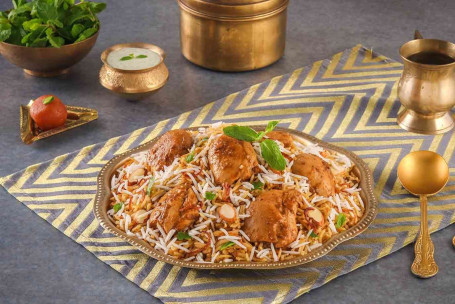 Spicy Lazeez Bhuna Murgh Hyderabadi Chicken Biryani , Boneless Serves 1-2