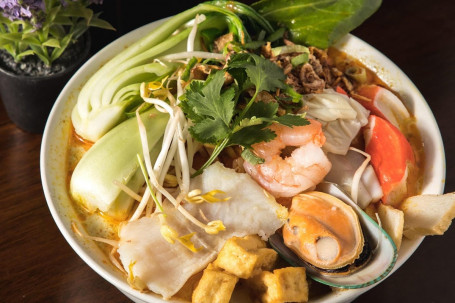 Thai Laksa Noodle Soup
