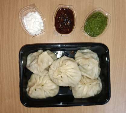 Chicken Momos Steamed (6 Piece)