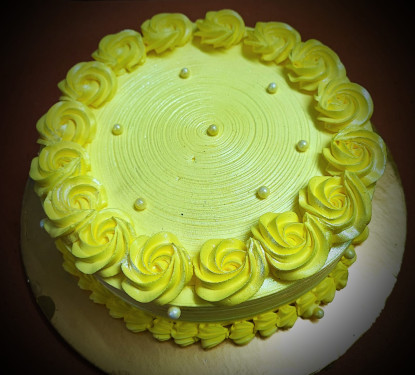 Silky Pineapple Cake