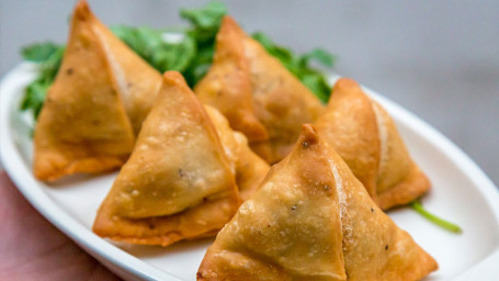 Punjabi Samosa (Potato) 2Pcs.