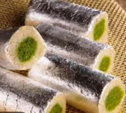 Kaju-Pista Roll (250 Gms)