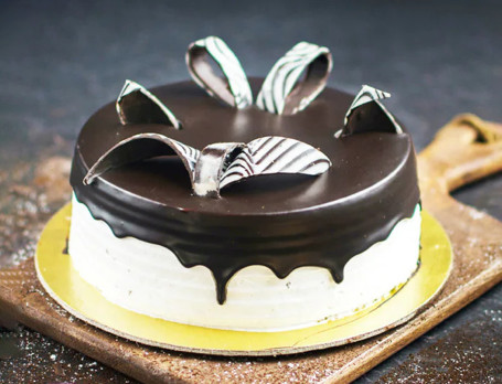 Royal Chocolate Cake (Half Kg)