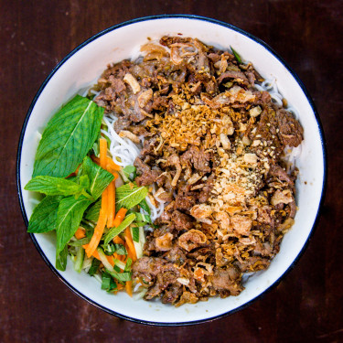 Vietnamese Lemongrass Beef Noodle Bowl