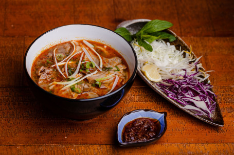 Pork And Beef Rice Vermicelli In Spicy Soup