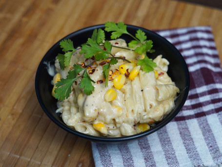 Veg Mama Rosa Penne With White Sauce