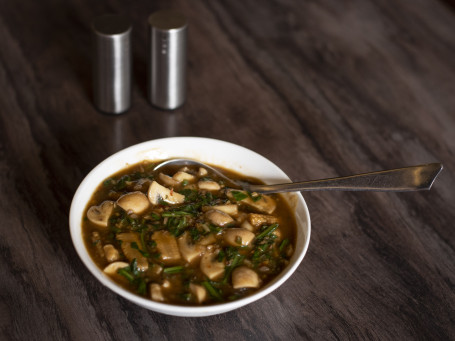 Spinach Baby Corn Mushroom In Manchurian Sauce