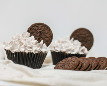 Oreo Cupcake (Per Pc)