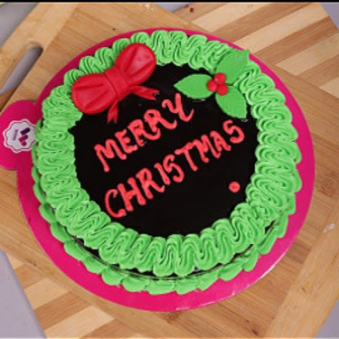 Christmas Truffle Chocolate Cake (500 Gms)