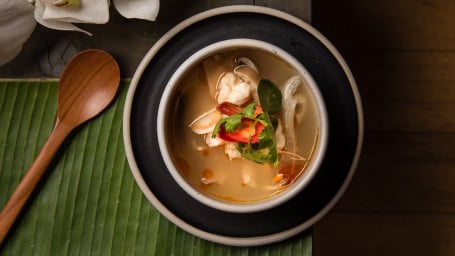 Spicy Prawn Soup (Tom Yum Goong)