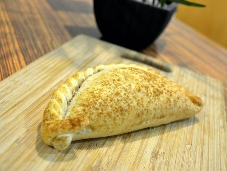 Thai Red Chicken Pasty