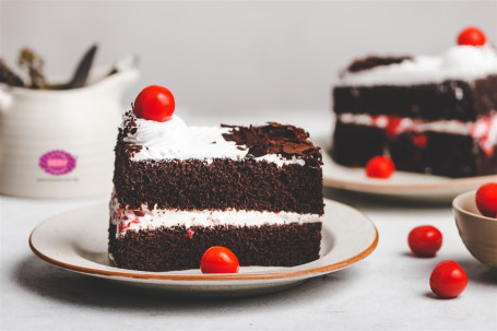 Black Forest Pastry (Set Of 2Pc)