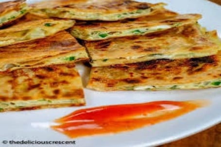 2 Anda Paratha With Curd, Sauce