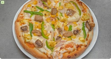 7 Regular Deluxe Veg Pizza (Serve 1)