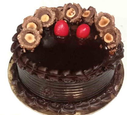 Eggless Ferrero Rocher Chocolate Cake (1/2 Kg)