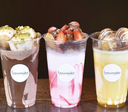 Choose Any Milkshake And Loukoumades Combination