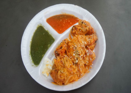 Tandoori Achari Mozarella Cheese Momos