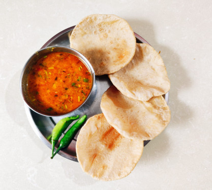 Aloo Bhaji With 4 Desi Ghee Poori