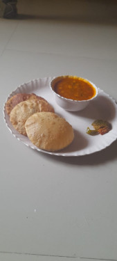 Aloo Kachori With Aloo Sabzi [3 Pis]