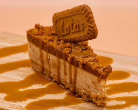 Luxury Lotus Biscoff Cheesecake