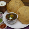 Cholle Bhature (4 Pcs) With 1 Lassi