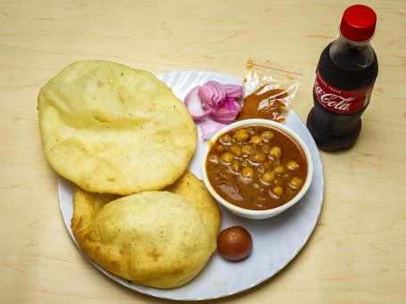 Chole Bhature (1 Plate) Coke (250 Ml) {Save Rs 10}