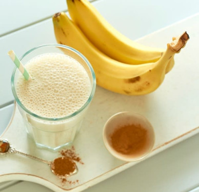 Banana Shake With Dry Fruits