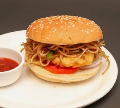 Cream Noodle Burger