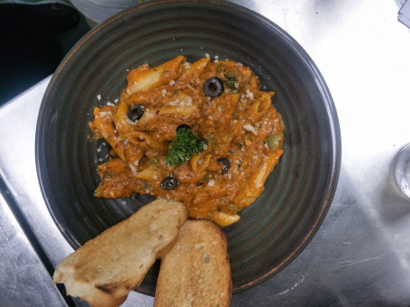 Vfc Special Makhani Spicy Pasta