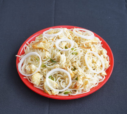 Egg Kaju Noodles