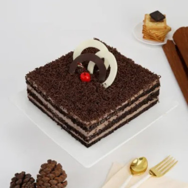 Delectable Chocolate Cake