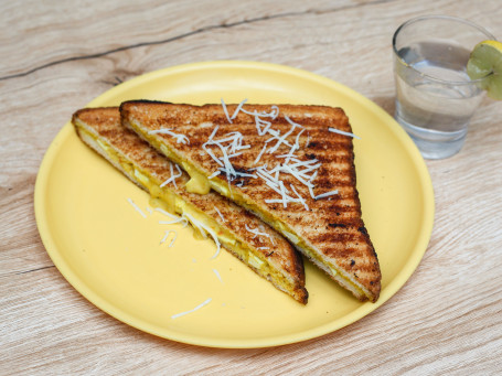 Awesome Tandoori Paneer Tikka Grilled Sandwich