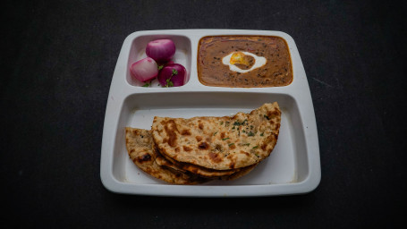 Dal Makhani 2 Tandoori Roti Cirsa Onion