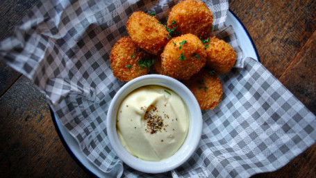 Mac Cheese Bites (V)