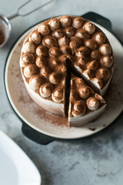 Eggless Coffee Caramel Cake