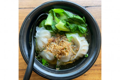 Veggie Dumpling Soup With Mixian Noodles (V)