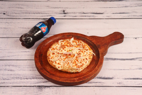 10 Onion Pizza Coke 250 Ml