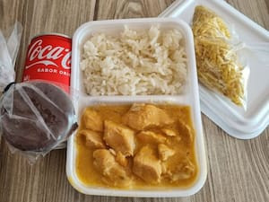 Combo Strogonoff De Frango Coca Mini Sobremesa