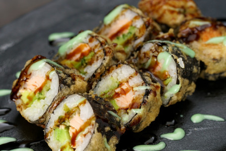 Crispy Salmon Roll (Seaweed Outside)