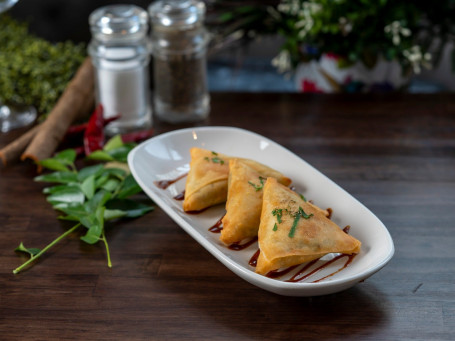 Vegetable Samosa (Vg)