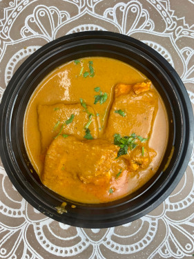 Homemade Paneer In A Tomato And Ginger Sauce