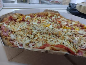 25% Off Pizza Grande 44,90