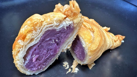 Ube Young Coconut Puff Karipap Ube, 3 Pcs)