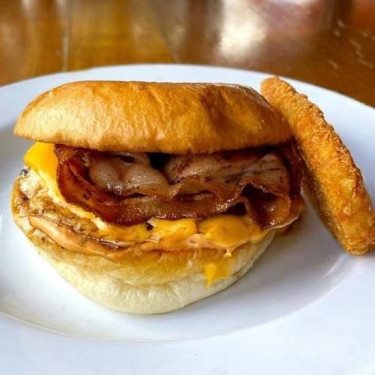 Bacon, Egg, Cheese Bun