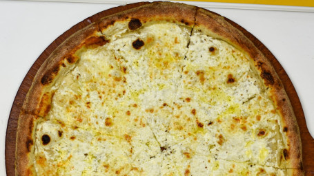 Pizza Bianca (White Pie With Prosciutto Di Parma) (Individual 4 Slices)