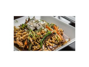 Yakissoba Lamen De Frango Com Macarrao Frito